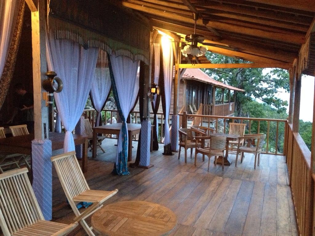 Cocohuts Hotel Karimunjawa Esterno foto