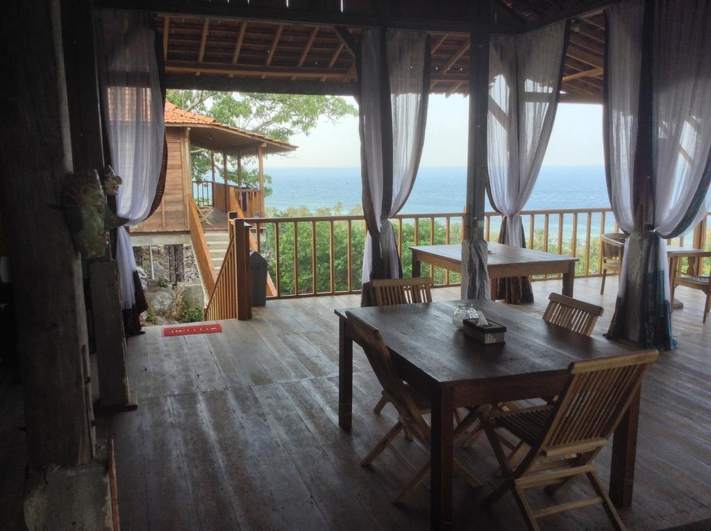 Cocohuts Hotel Karimunjawa Esterno foto