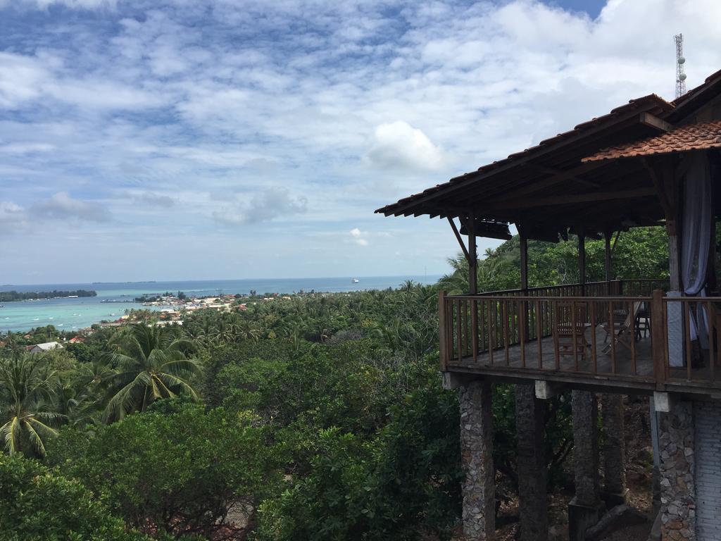 Cocohuts Hotel Karimunjawa Esterno foto