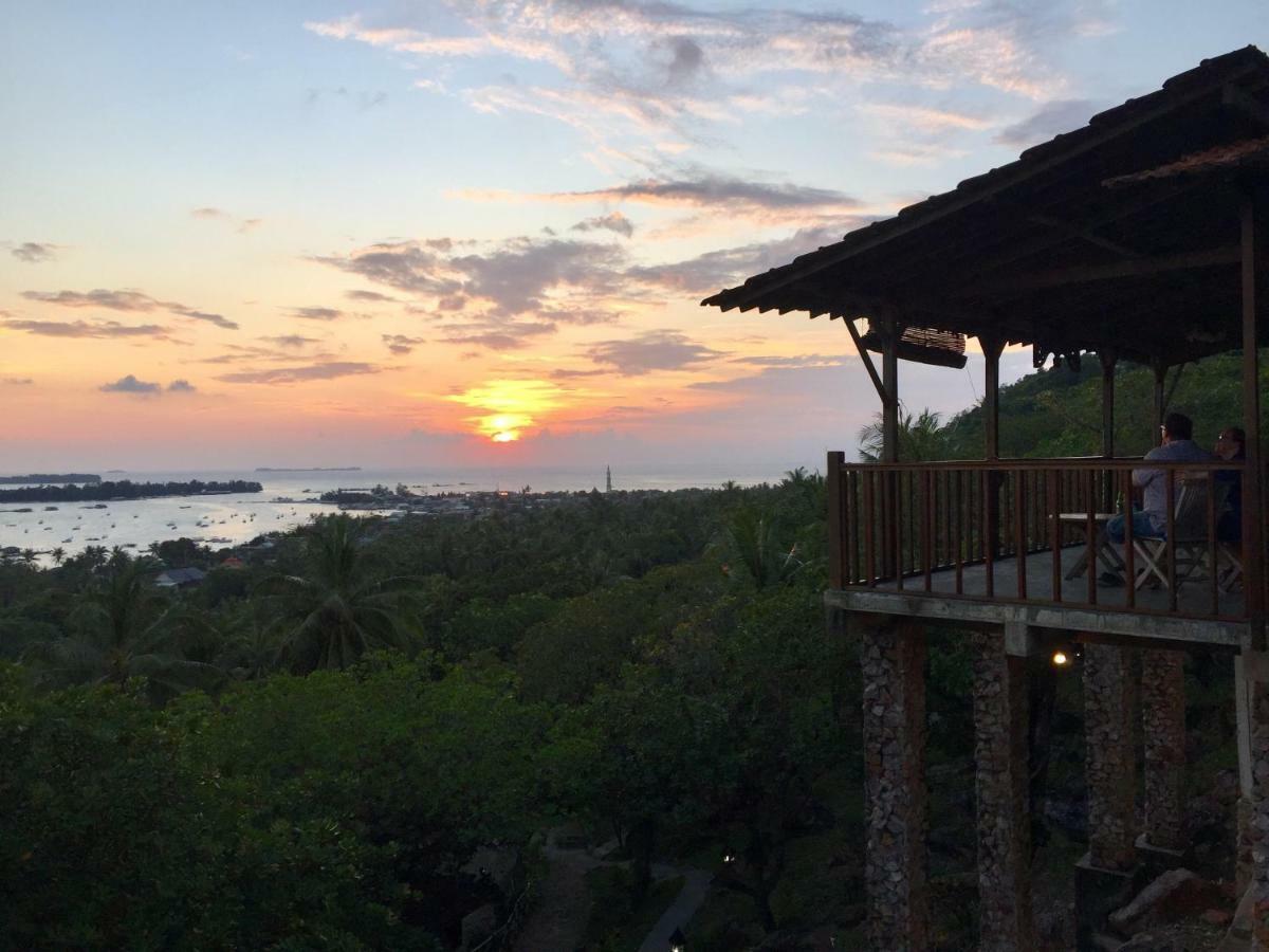 Cocohuts Hotel Karimunjawa Esterno foto