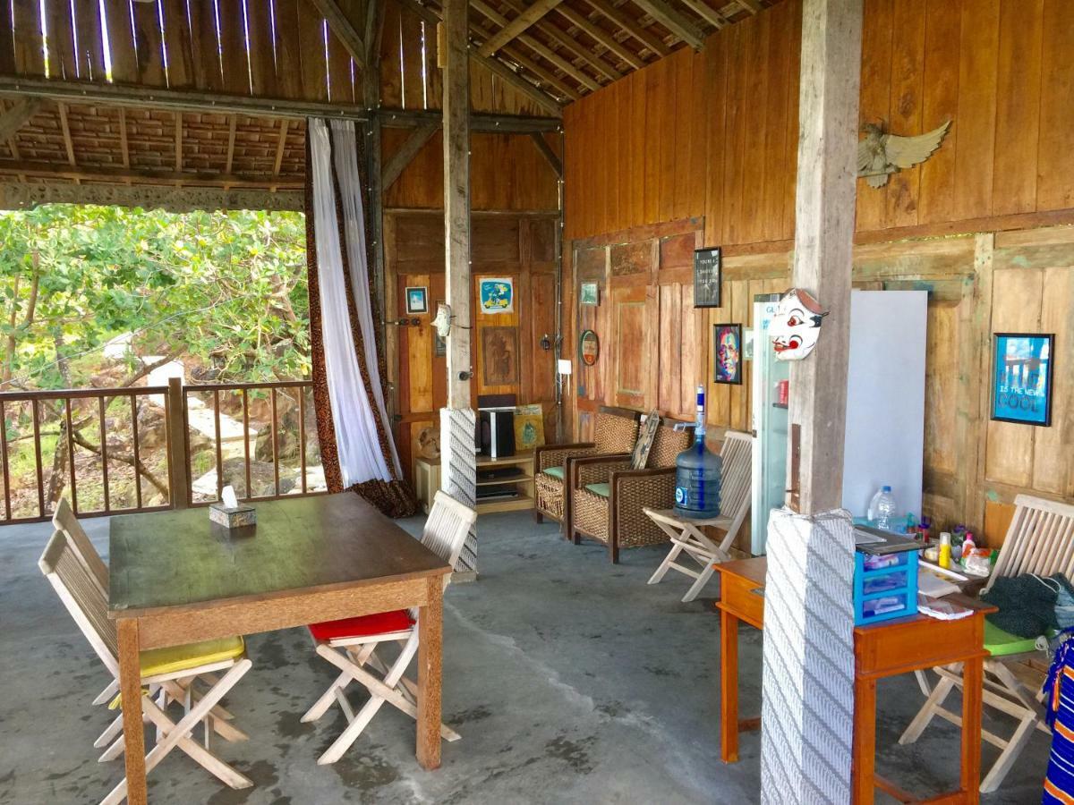 Cocohuts Hotel Karimunjawa Esterno foto