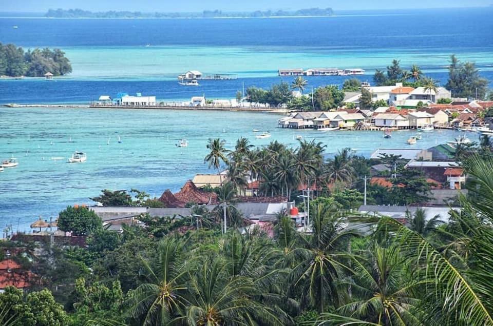 Cocohuts Hotel Karimunjawa Esterno foto